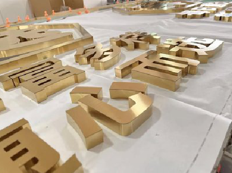 颍上拉丝不锈钢字的特点。