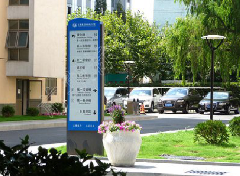 颍上哪些因素影响宣传栏的制作？